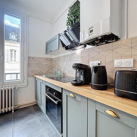 Apartmán Le 2-F2 Centre Historique Montluçon Exteriér fotografie